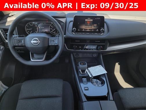 2025 Nissan Rogue SV