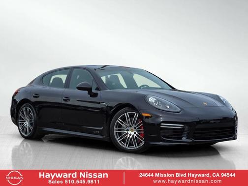 2016 Porsche Panamera GTS