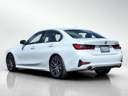 2020 BMW 330 i