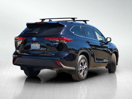 2020 Toyota Highlander Hybrid XLE