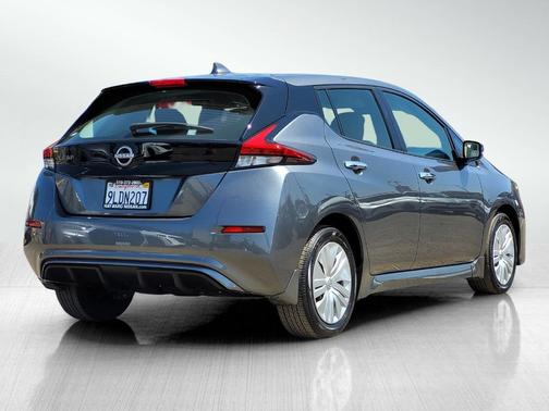 2024 Nissan Leaf S