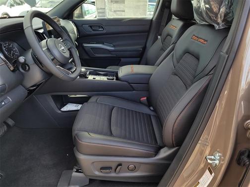 2025 Nissan Pathfinder Rock Creek