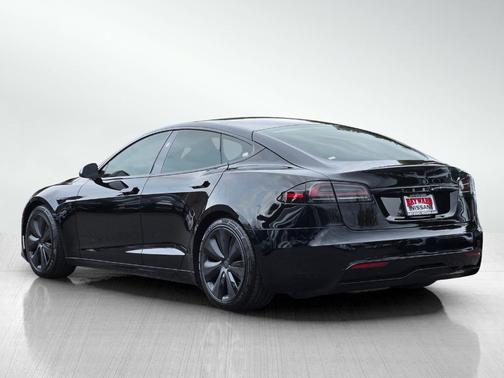2023 Tesla Model S Standard Range