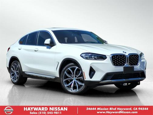 2022 BMW X4 xDrive30i