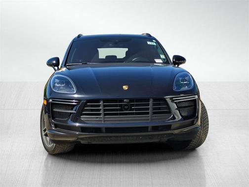 2021 Porsche Macan Turbo