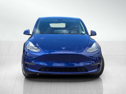 Deep Blue Metallic 2023 Tesla Model Y Long Range