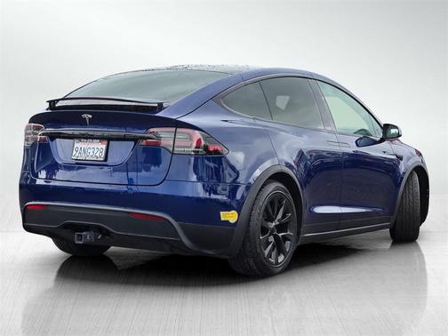 2022 Tesla Model X Base