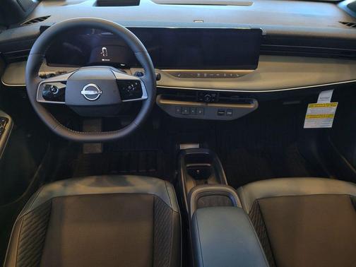 2026 Nissan Leaf PLAT+