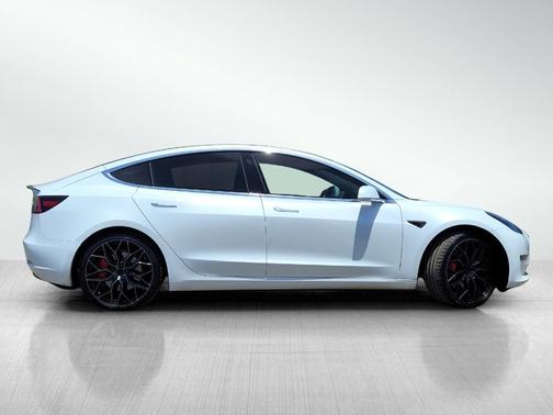 2018 Tesla Model 3 Performance