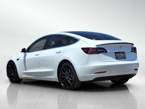 2018 Tesla Model 3 Performance