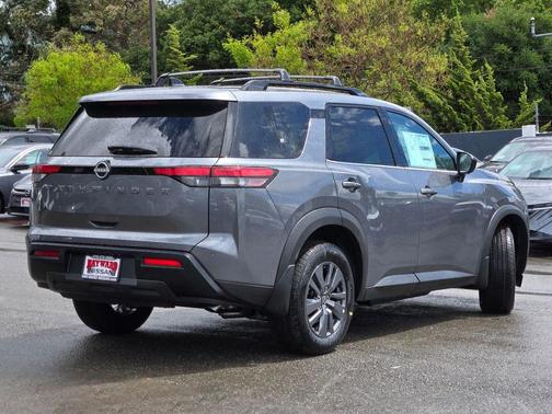 Gun Metallic 2026 Nissan Pathfinder SV