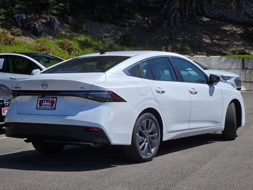 Aspen White 2026 Nissan Sentra SL