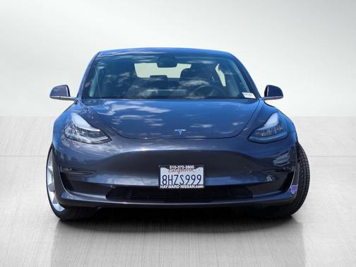 Midnight Silver Metallic 2018 Tesla Model 3 Mid Range