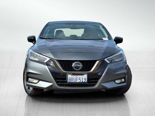 2020 Nissan Versa 1.6 SR