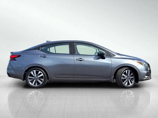 2020 Nissan Versa 1.6 SR