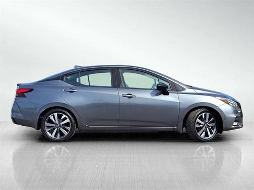 2020 Nissan Versa 1.6 SR