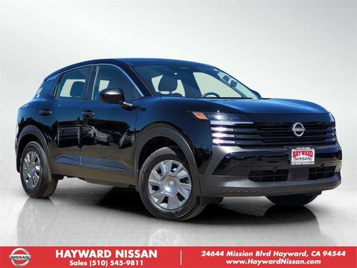 2025 Nissan Kicks S