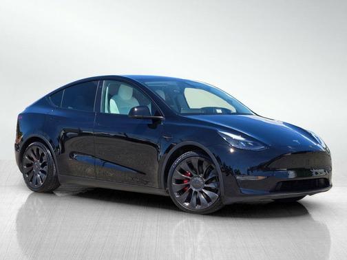 Black 2022 Tesla Model Y Performance