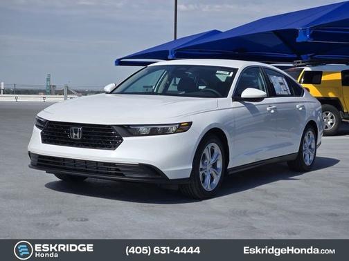 Platinum White Pearl 2025 Honda Accord