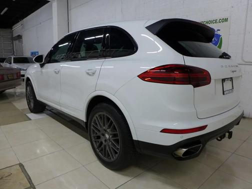White 2017 Porsche Cayenne Platinum Edition
