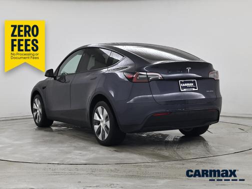 Gray 2023 Tesla Model Y Long Range