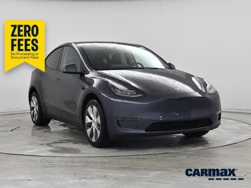Gray 2023 Tesla Model Y Long Range