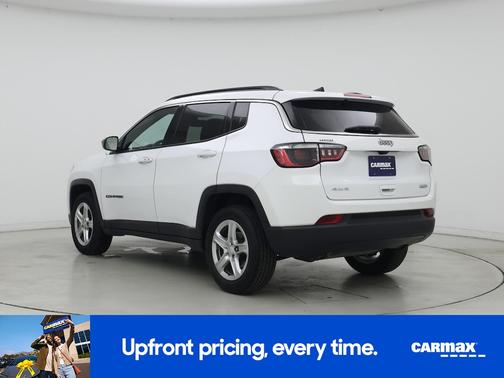 White 2023 Jeep Compass Latitude