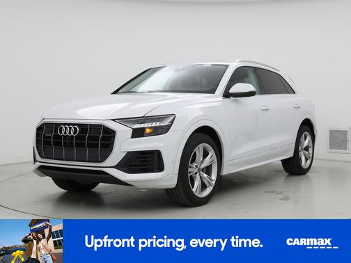 2023 Audi Q8 Premium