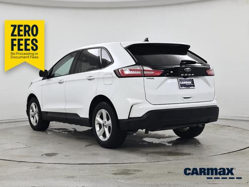 White 2021 Ford Edge SE
