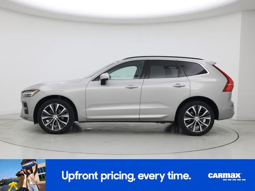 2022 Volvo XC60 B5 Momentum