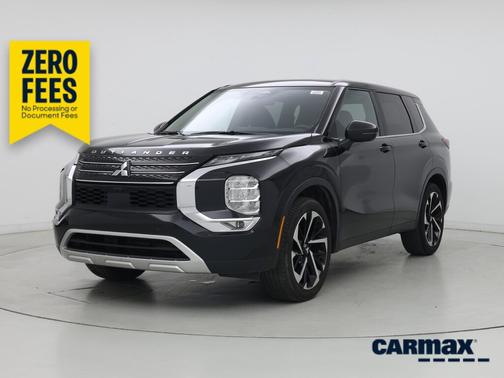 Black 2024 Mitsubishi Outlander SE