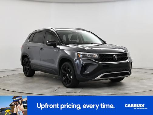 Gray 2024 Volkswagen Taos SE