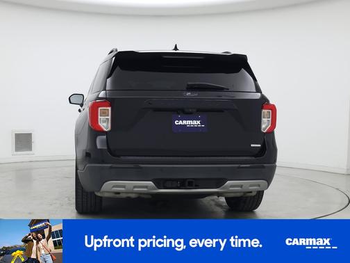 Black 2020 Ford Explorer XLT