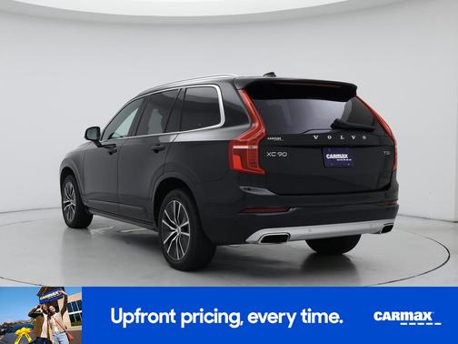 2020 Volvo XC90 T5 Momentum