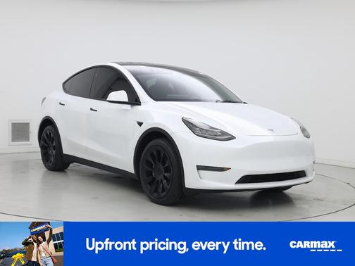 White 2023 Tesla Model Y Long Range