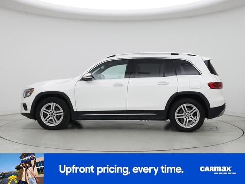 White 2022 Mercedes-Benz GLB 250