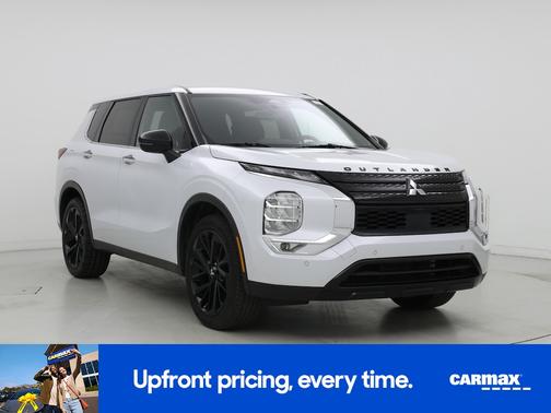 2024 Mitsubishi Outlander SE Black Edition