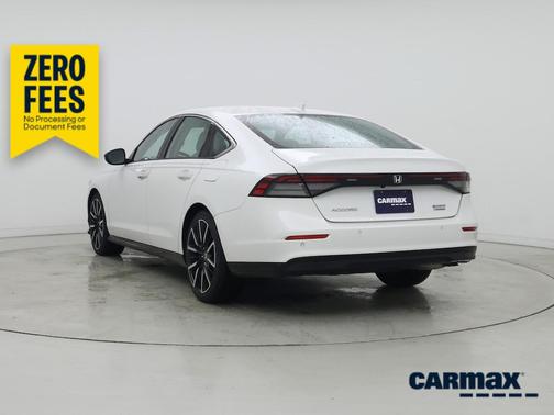 White 2023 Honda Accord Hybrid Touring