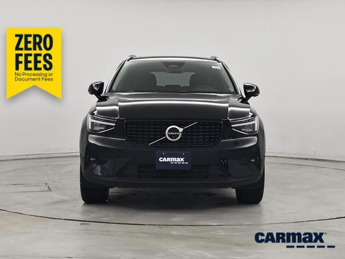 Black 2024 Volvo XC40 B5 Plus Dark Theme