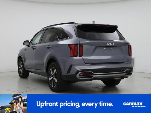 Silver 2023 Kia Sorento EX
