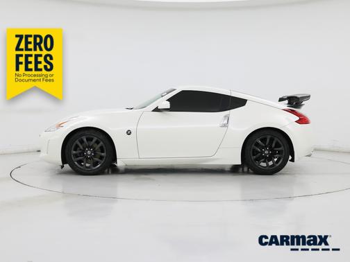 Pearl 2017 Nissan 370Z