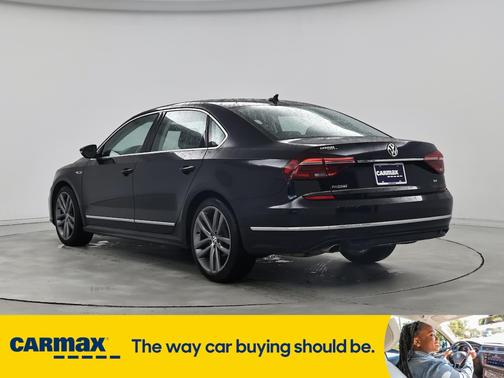 2017 Volkswagen Passat R-Line