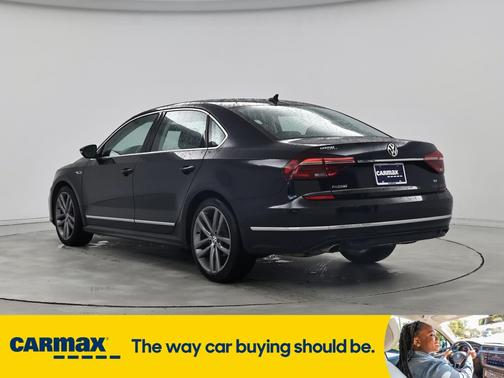 2017 Volkswagen Passat R-Line