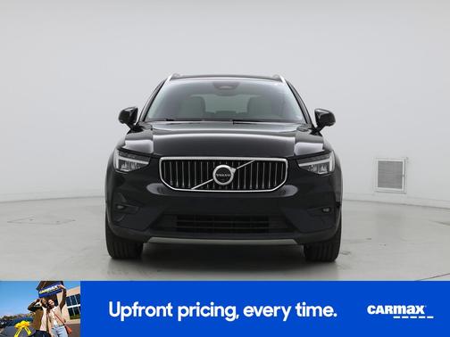2023 Volvo XC40 B5 Plus Bright Theme