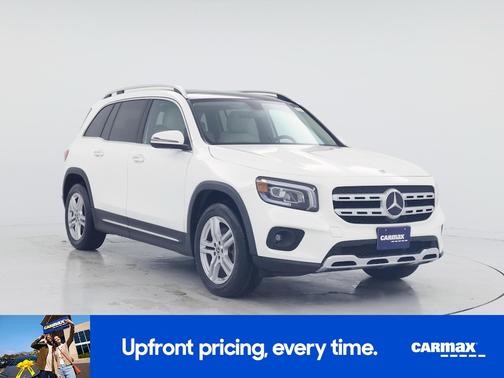 White 2022 Mercedes-Benz GLB 250