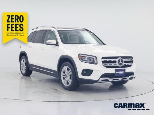 White 2022 Mercedes-Benz GLB 250