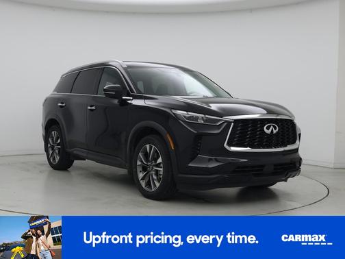 Black 2023 INFINITI QX60 Luxe
