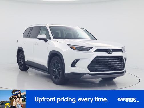White 2024 Toyota Grand Highlander Platinum
