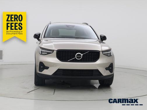 Gray 2024 Volvo XC40 B5 Plus Dark Theme