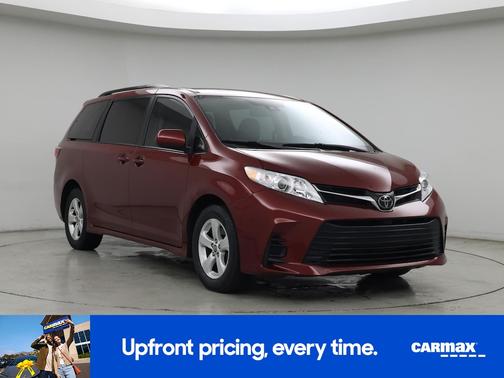 2020 Toyota Sienna LE